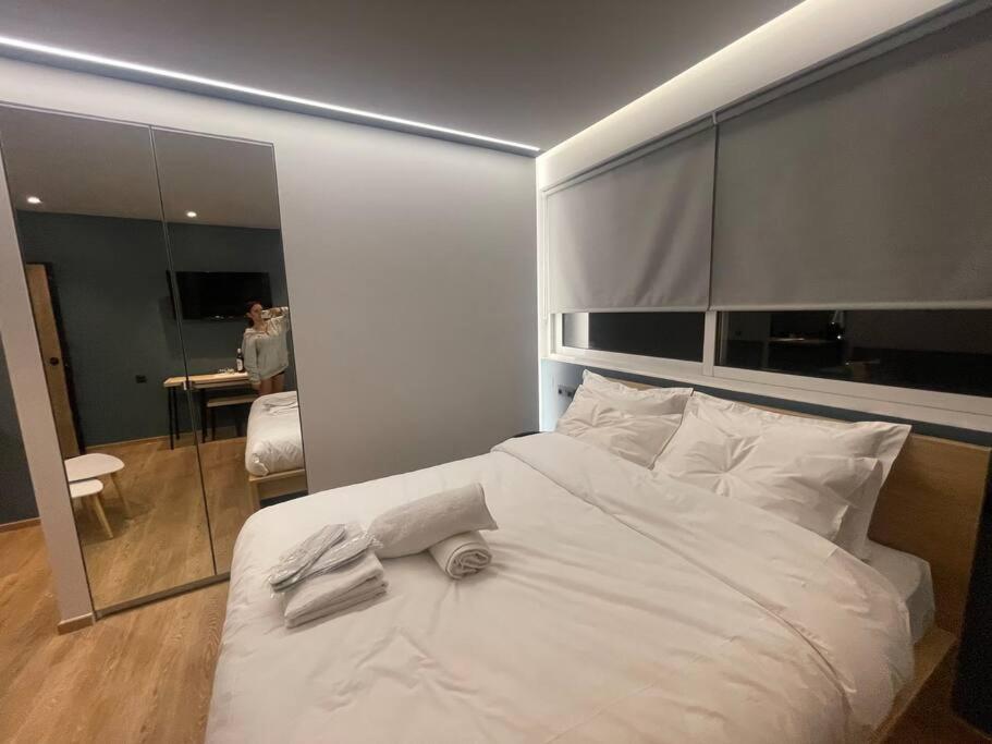 Nanas Luxury With Balcony Apartment
